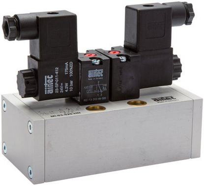 تصویر ISO valve (size 3), 5/3-way Centre position closed, 230 V AC
